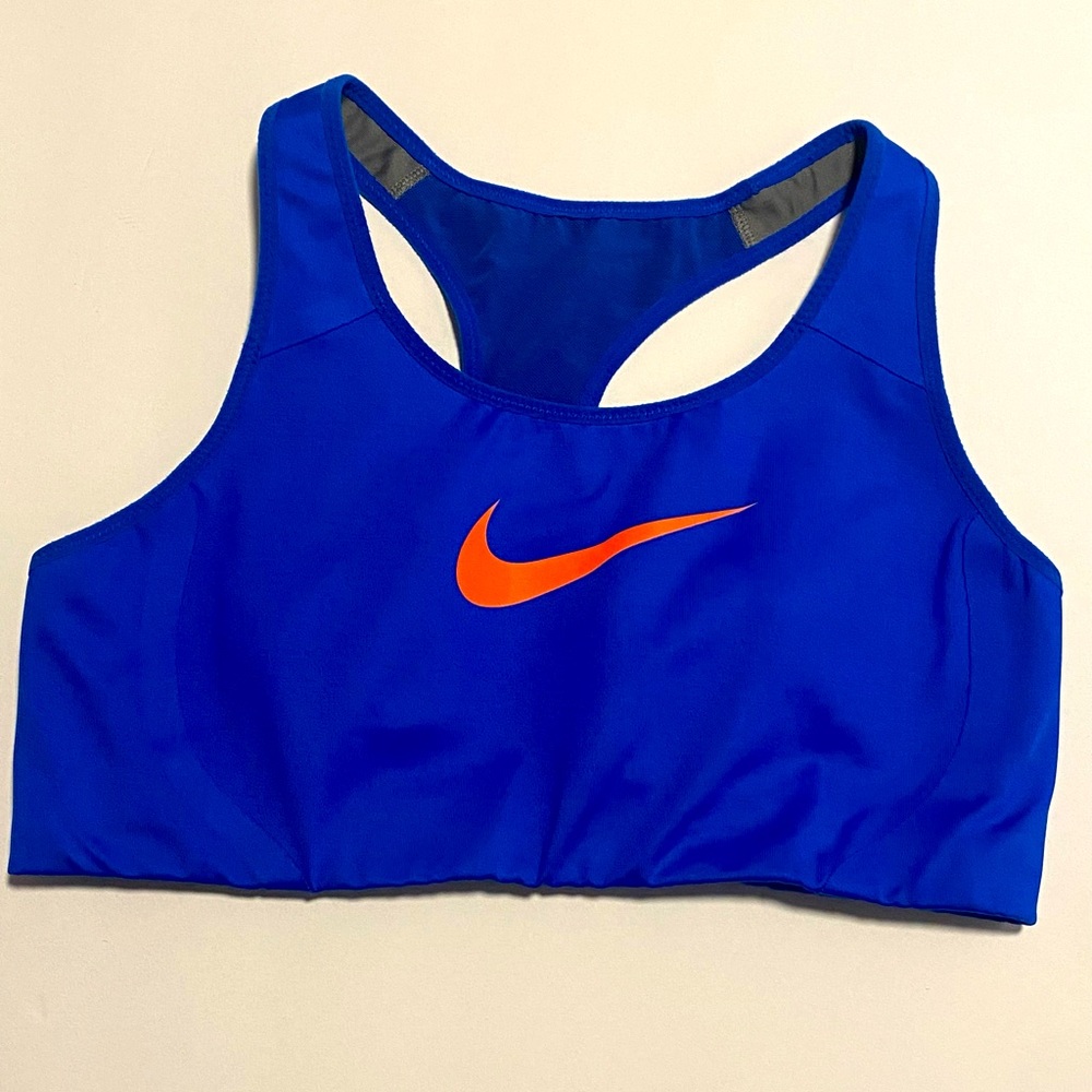 Pre-Owned Women’s Nike Racerback Sports Bra